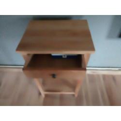 Massief teakhouten bijzettafel met lade en onderplank