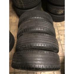 4X banden CONTINENTAL 215-60-17 NIEUW 4 st. voor € 259