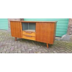 Vintage kast dressoir wandmeubel schuine pootjes opknapper