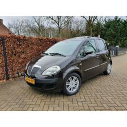 Lancia Musa 1.4-16V Platino ,KOOPJE !