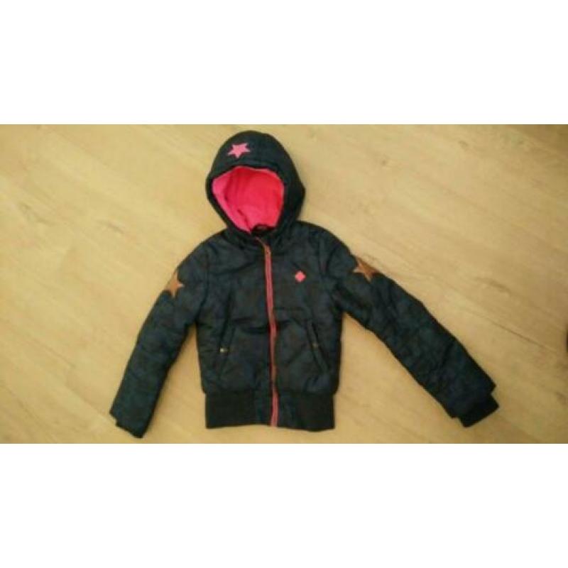 25 stuks kinderkleding maat 134 tm 152