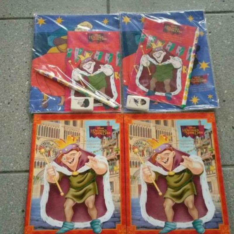 Klokkenluider van Notre Dame- view master3D,schriften,enz.