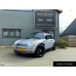 Leuke sportieve Mini 1.6 Cooper Chili