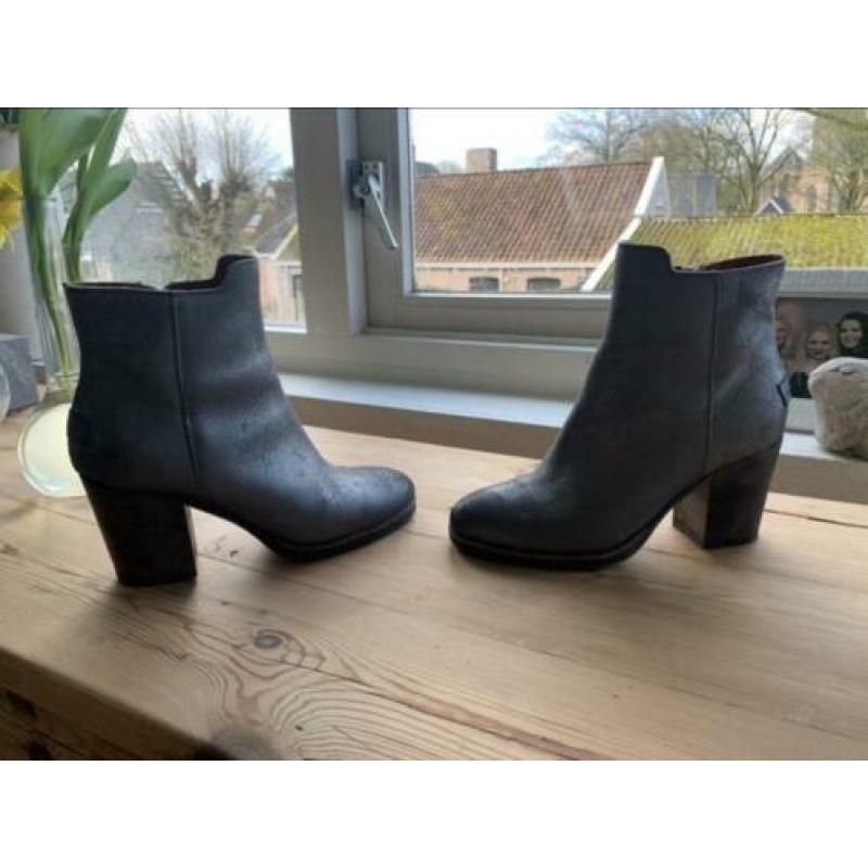 Shabbies maat 38 zilver grijs metallic