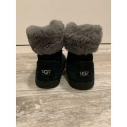 Uggs kids maat 23