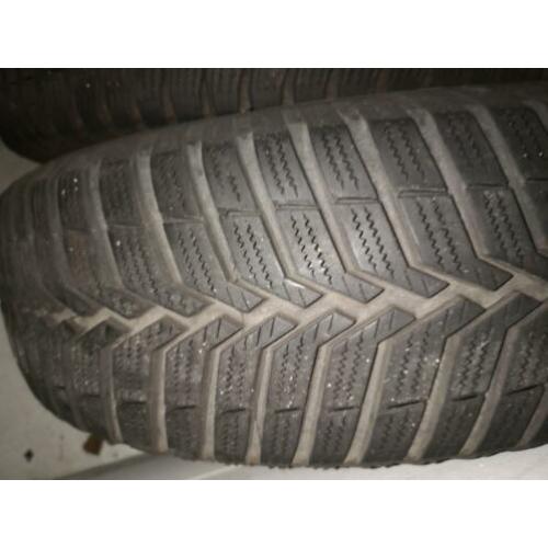 Honda insight of civic 175 65 15 winter banden en velgen