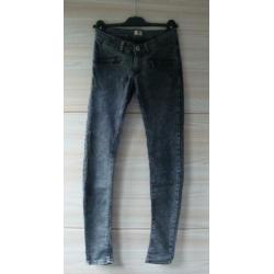 Tumble 'n dry stretch skinny maat 164