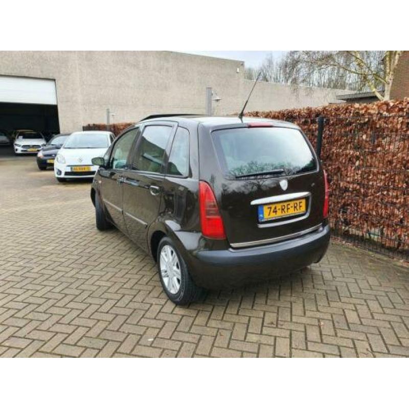 Lancia Musa 1.4-16V Platino ,KOOPJE !