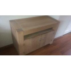 Massief eiken kast / tv meubel