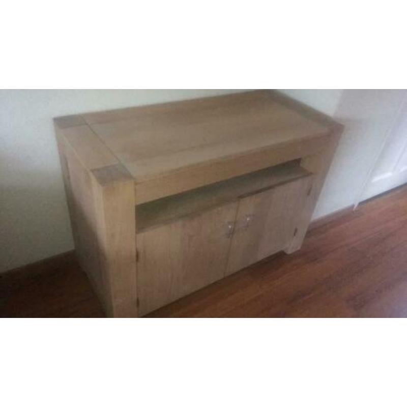 Massief eiken kast / tv meubel