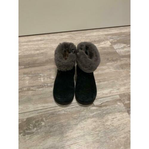 Uggs kids maat 23