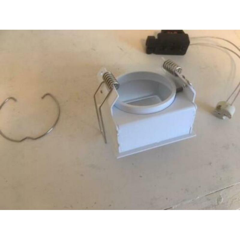 438. Inbouwspotjes Delta Light Carree Downlight star