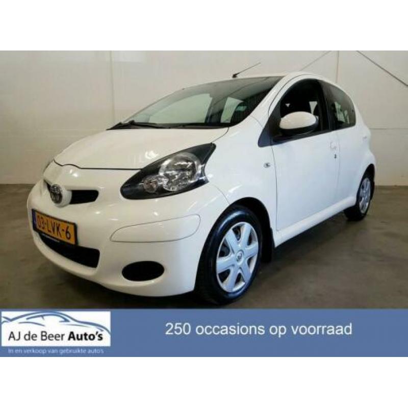 Toyota Aygo 1.0i 12v 5drs Comfort Airco Audio-cd/Parrot/Nett