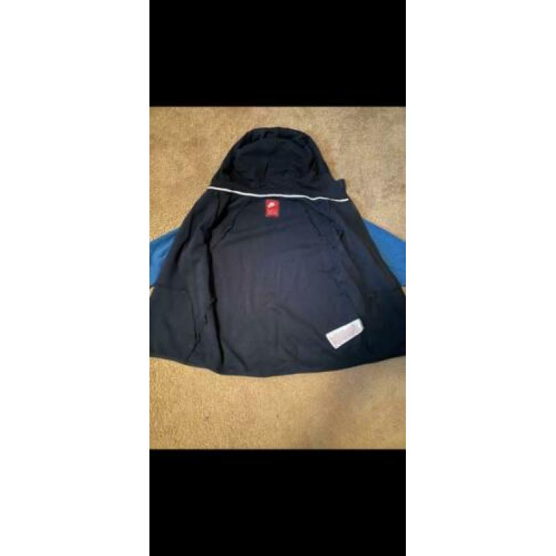 Nike tech fleece vest