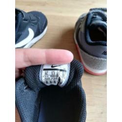 Nikeschoentjes maat 22