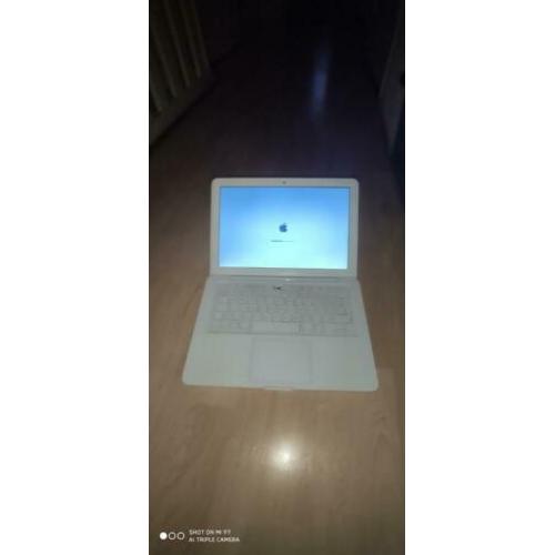 Macbook Unibody white (zie beschrijving)