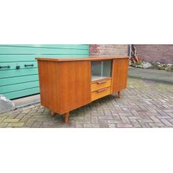 Vintage kast dressoir wandmeubel schuine pootjes opknapper