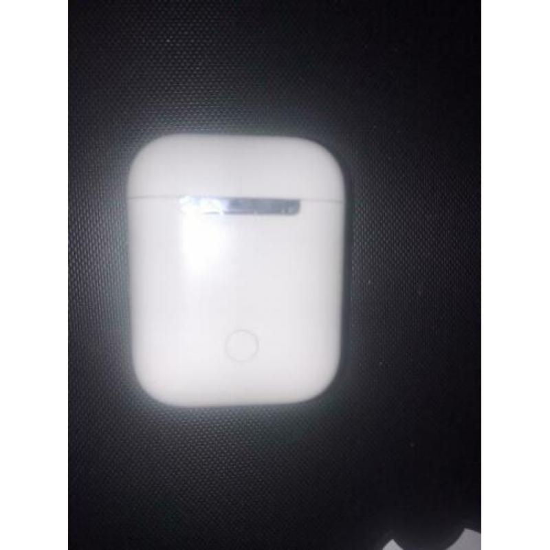 1:1 apple airpods MET POPUP