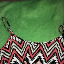 Kleurrijk: blouse. Maat L. ZGAN