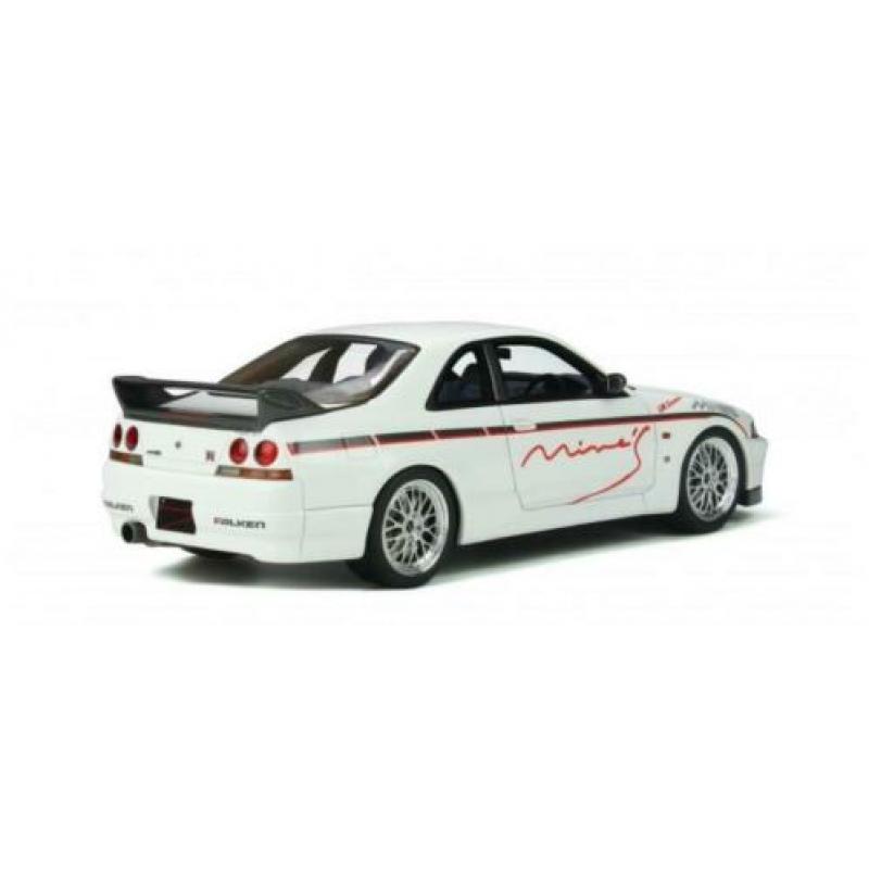 Nissan Skyline GT-R (R33) 1/18