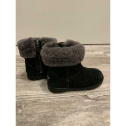Uggs kids maat 23