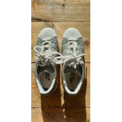 Adidas superstar