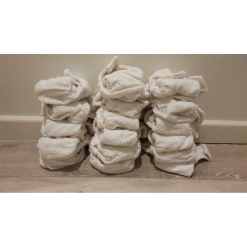17x Little Lamb wasbare luiers Bamboe maat 1, + overbroekjes