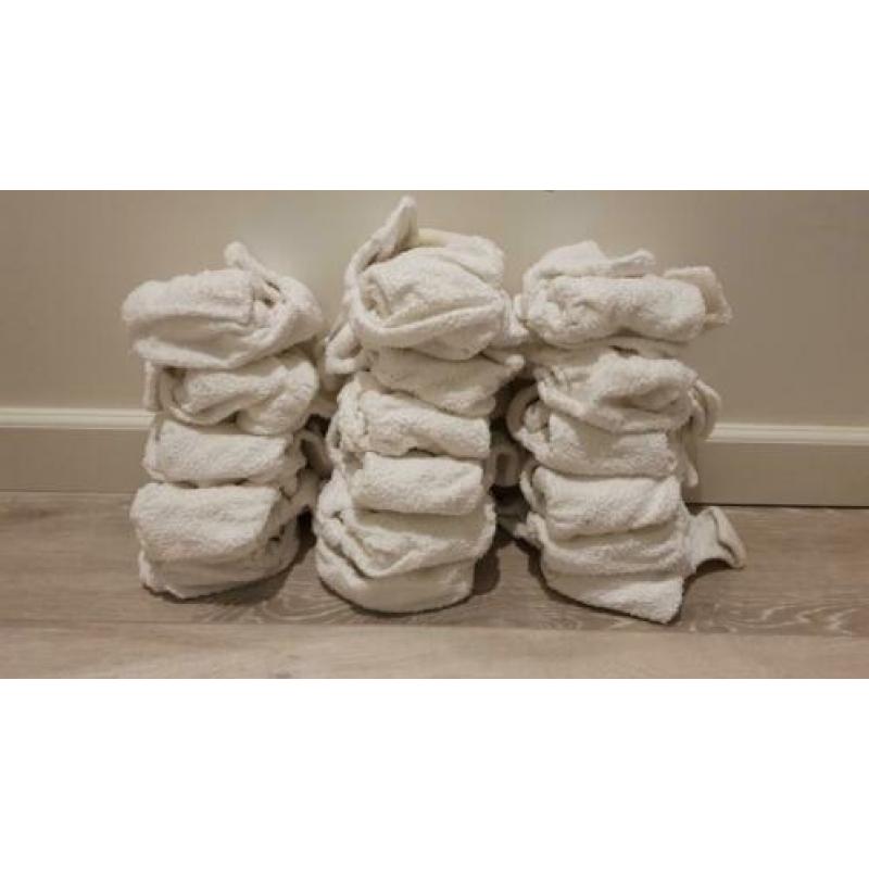 17x Little Lamb wasbare luiers Bamboe maat 1, + overbroekjes