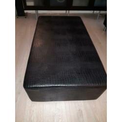 Poef/salontafel krokodil skyleer