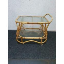 Uitverkoop!! Vintage Rotan theewagen / serveerwagen!