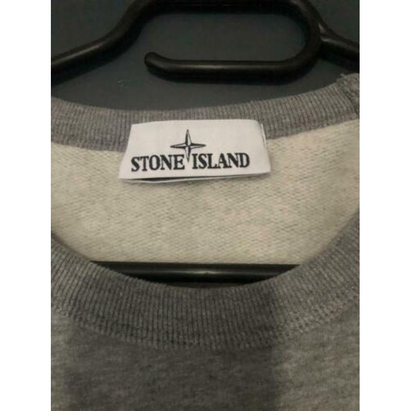 Stone Island trui maat M grijs
