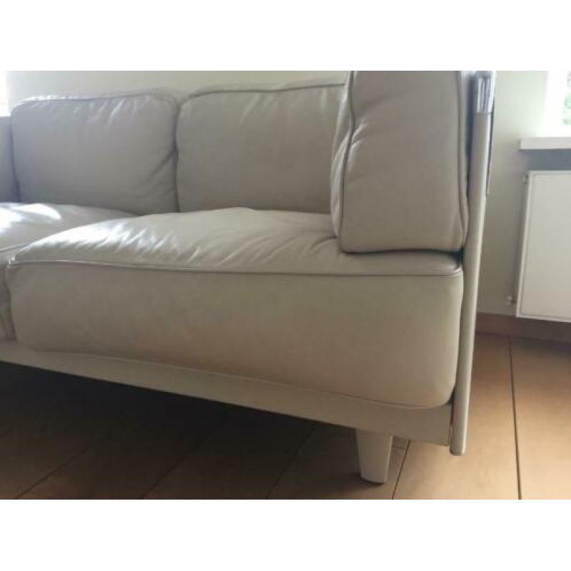Design poltrona frau tweezitbankje/leer