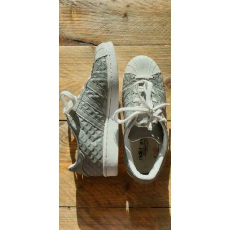 Adidas superstar
