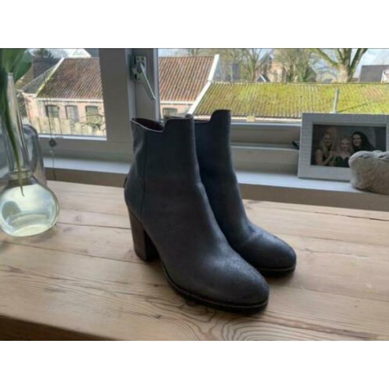 Shabbies maat 38 zilver grijs metallic