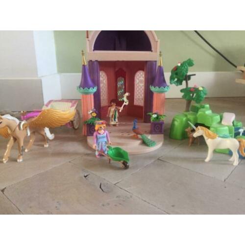 Playmobil Fairy Tales prieel met zwanenvijver en eenhoorns