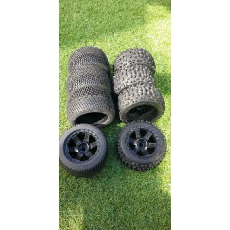 Traxxas E-Maxx