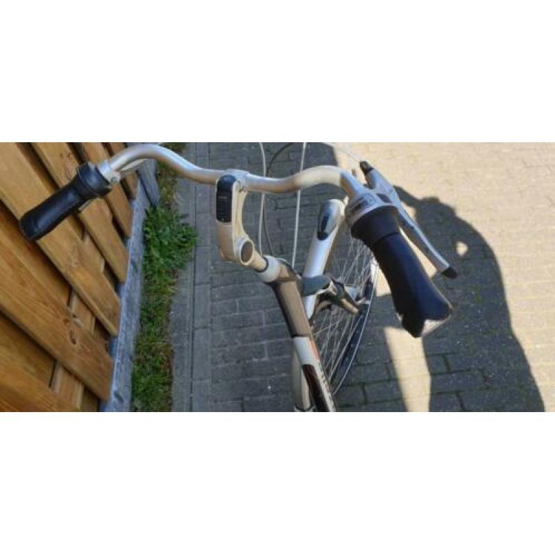 Gazelle damesfiets met 8 versnellingen