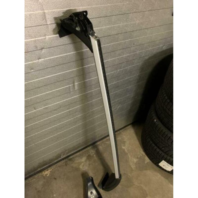 Set van 2 dakdragers voor Volvo V60 zonder dakreling