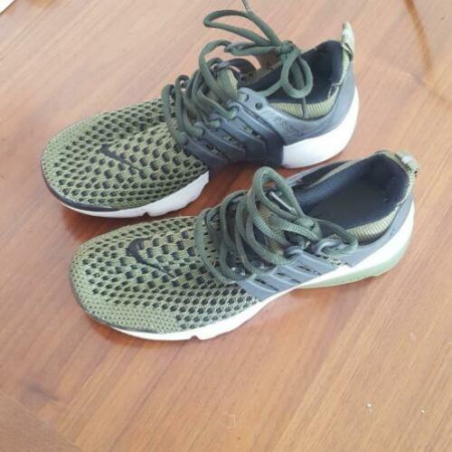 Nike maat 37 een keer gedrag!