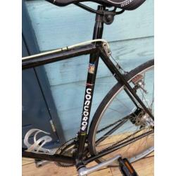 Klassieke Concorde racefiets fiets met recht stuur