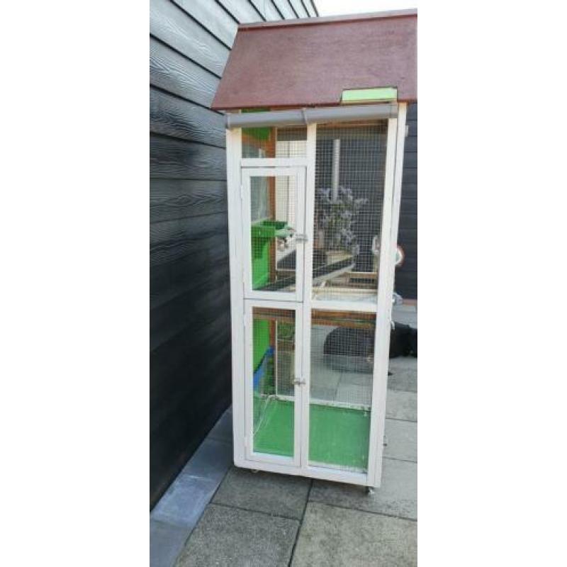 Te koop leuke buiten hok