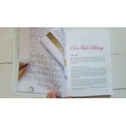 Faith & Lettering Bijbeljournaling handlettering