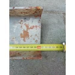 Stalen latei c-profiel 250,5 cm lang, 10 cm breed, 5 cm hoog
