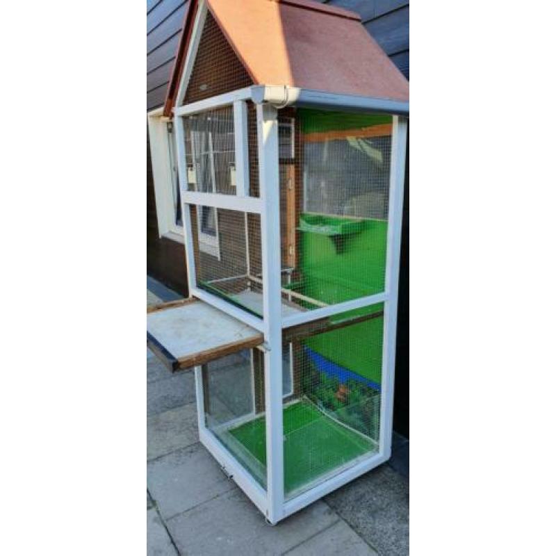 Te koop leuke buiten hok