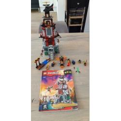 Ninjago toren compleet met boekje
