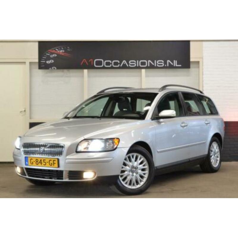 Volvo V50 2.5 T5 Kinetic AUTOMAAT + LEDER + STOELVERWARMING!