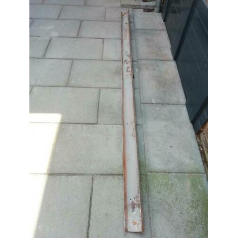 Stalen latei c-profiel 250,5 cm lang, 10 cm breed, 5 cm hoog
