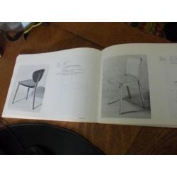 Boek over Jaren 60 stoelen (ir. harmen de jong)