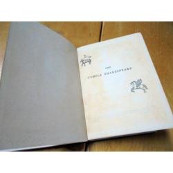 Shakespeare's Comedy of Twelfth Knight. Gollancz. 1923.