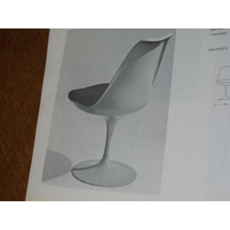 Boek over Jaren 60 stoelen (ir. harmen de jong)